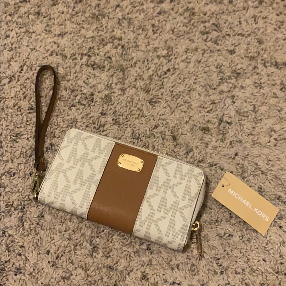 Michael Kors wallet